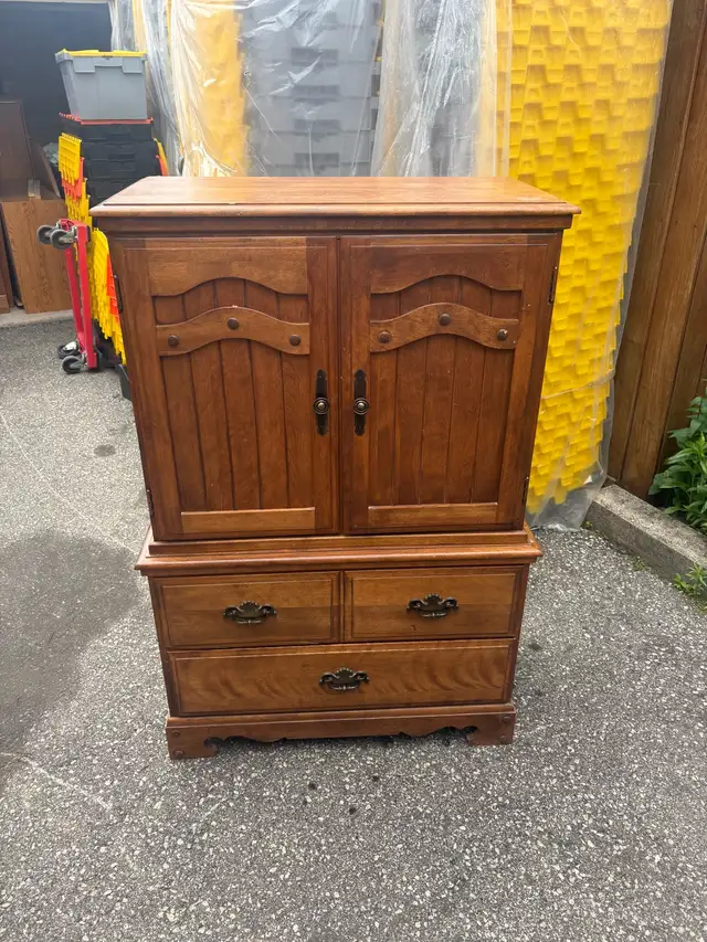 Free delivery used vintage Wooden Armoire Dresser