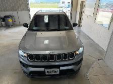 2023 Jeep Compass North / 4x4 / Low Mb. Kms / Warranty - Photo 29