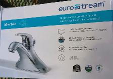 Lavatory Faucet Single Handle, New, 4" EUROSTREAM Merton , fit 3 - Photo 2