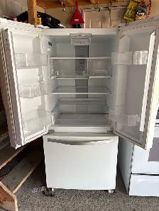 Refrigerator & Stove for Sale (in good condition) - Photo 3