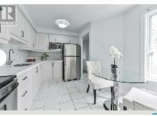 Scarborough upper level Master bedroom for rent,  starts July 1. - Photo 4