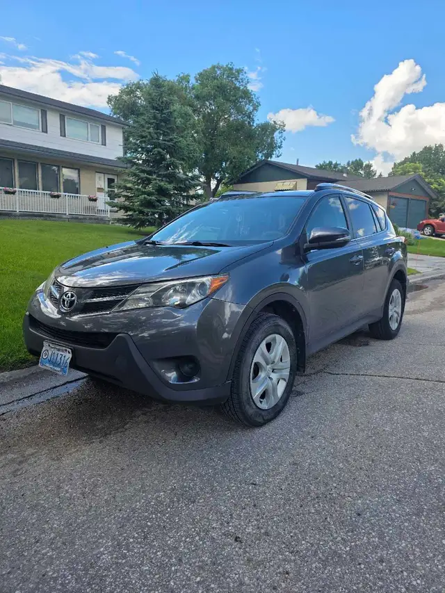 2015 Toyota Rav4 LE SAFETIED