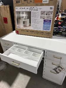 54" makeup vanity with LED mirror - Photo 2