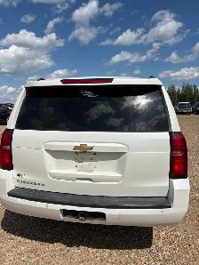 2019 Chevrolet Suburban LT 'DVD & Sunroof' - Photo 3