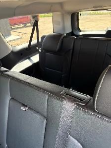 2019 Chevrolet Suburban LT 'DVD & Sunroof' - Photo 7