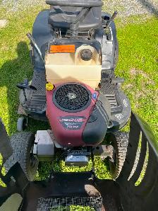 Riding mower - Photo 6
