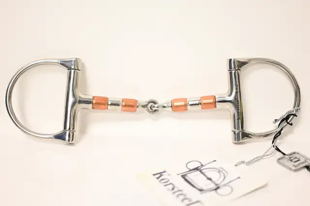 Snaffle bits for horse D ring in copper &steel 5.5' Brand New