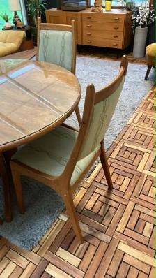 Mid century. TEAK TECK. Ensemble chaises pour salle à manger / D - Photo 3