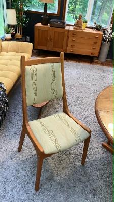 Mid century. TEAK TECK. Ensemble chaises pour salle à manger / D - Photo 7