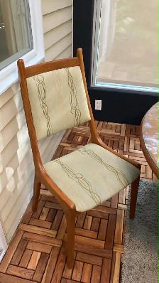 Mid century. TEAK TECK. Ensemble chaises pour salle à manger / D - Photo 8
