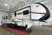 2020 Forest River Cardinal 3780LFLE – Pre-Owned 5th Wheel - Photo 2