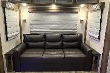 2020 Forest River Cardinal 3780LFLE – Pre-Owned 5th Wheel - Photo 15