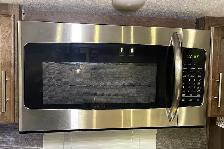 2020 Forest River Cardinal 3780LFLE – Pre-Owned 5th Wheel - Photo 23