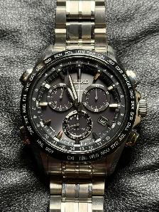 Seiko Astron GPS Solar Titanium Watch Ceramic bezel – Full Set