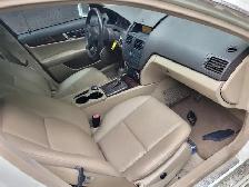 2010 Mercedes-Benz C300 - Photo 3