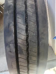 Bridgestone steer tire - Photo 2