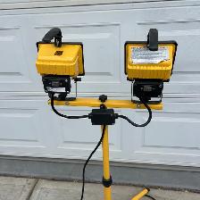 Dual Head Halogen Work Light - Photo 3