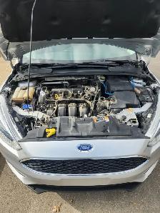 2016 Ford Focus Hatchback - Photo 8