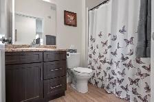 Like new 3 bedroom, 2 bath, condo in the Maples! - Photo 5