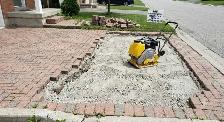 Interlock - Photo 2