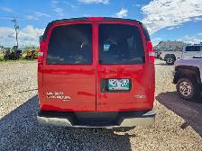 2013 GMC 2500 Van - Photo 9