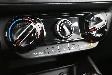 2023 Hyundai Kona Preferred FWD Heated Seats/Wheel, LKA/Blindspo - Photo 17
