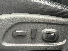2017 Nissan Pathfinder SL l 4WD l 3.5L l Sunroof l 28 Service Re - Photo 19