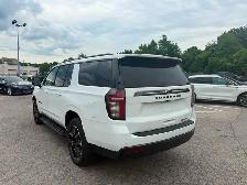 2021 Chevrolet Suburban RST BLACK GLOSS ACCENTS | AUTO EMERGE... - Photo 3