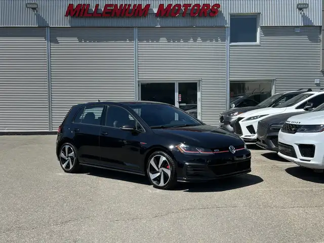 2018 Volkswagen Golf GTI AUTOBAHN 6-SPD HATCHBACK/NAVI/B-CAM/PAN