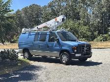 2008 Ford E-350 Econoline Van With 29 Foot Versalift Bucket