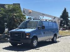 2008 Ford E-350 Econoline Van With 29 Foot Versalift Bucket - Photo 4