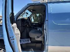2008 Ford E-350 Econoline Van With 29 Foot Versalift Bucket - Photo 20