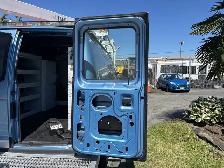 2008 Ford E-350 Econoline Van With 29 Foot Versalift Bucket - Photo 52