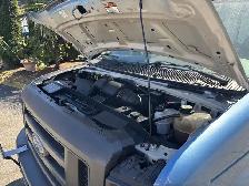 2008 Ford E-350 Econoline Van With 29 Foot Versalift Bucket - Photo 55