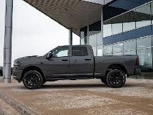 2026 Ram 2500 Black Express - Photo 5