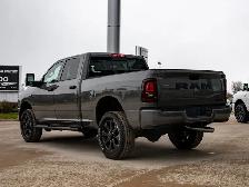 2026 Ram 2500 Black Express - Photo 6