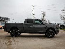 2026 Ram 2500 Black Express - Photo 10