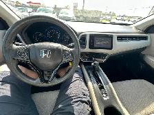 2016 Honda HR-V LX, WELL MAINTAINED, FUEL EFFICENT, CERTIFIED - Photo 9