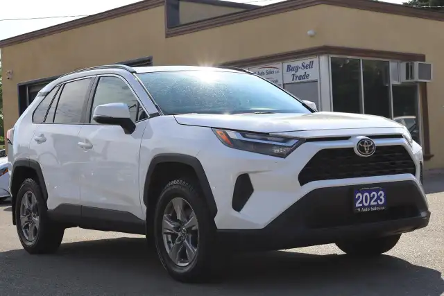 2023 Toyota RAV4 XLE AWD