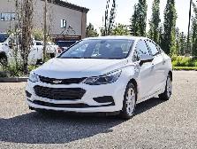 2017 Chevrolet Cruze LT Turbo 1.4L | Bose Sound System - Photo 4