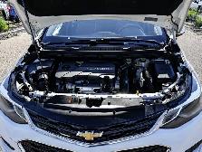 2017 Chevrolet Cruze LT Turbo 1.4L | Bose Sound System - Photo 9