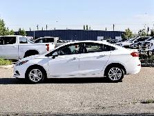 2017 Chevrolet Cruze LT Turbo 1.4L | Bose Sound System - Photo 10