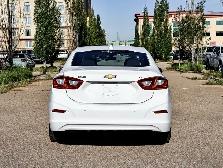2017 Chevrolet Cruze LT Turbo 1.4L | Bose Sound System - Photo 12
