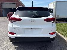 2017 HYUNDAI TUCSON SE | CLEAN CARFAX | LOW KMS - Photo 5
