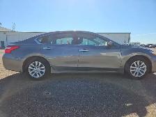 2017 Nissan Altima - Photo 6