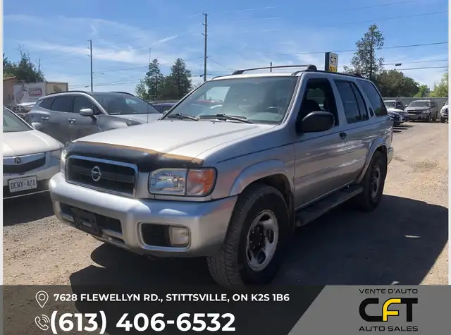 2004 Nissan Pathfinder SE