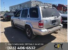2004 Nissan Pathfinder SE - Photo 6