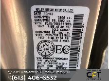 2004 Nissan Pathfinder SE - Photo 11