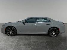 2019 Chrysler 300 S / RWD - Photo 2