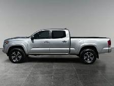 2017 Toyota Tacoma TRD Sport / 4x4 - Photo 2